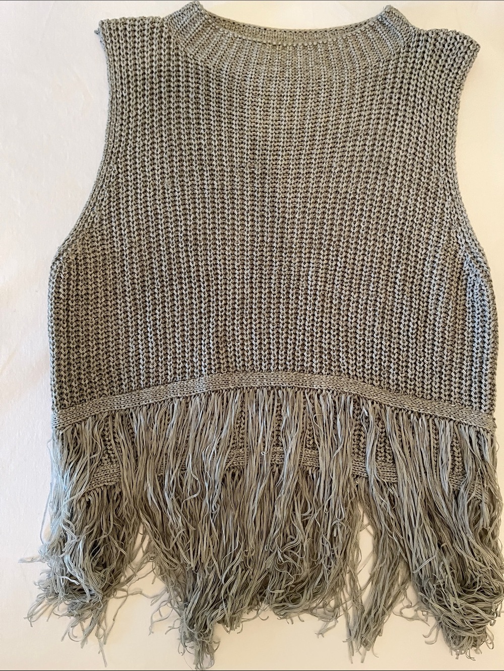Gianni Bini Gray Fringed Knit Sleeveless Sweater Vest